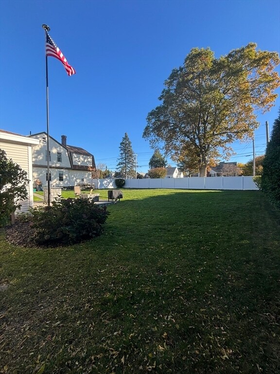 Foto del edificio - 460 Burncoat St