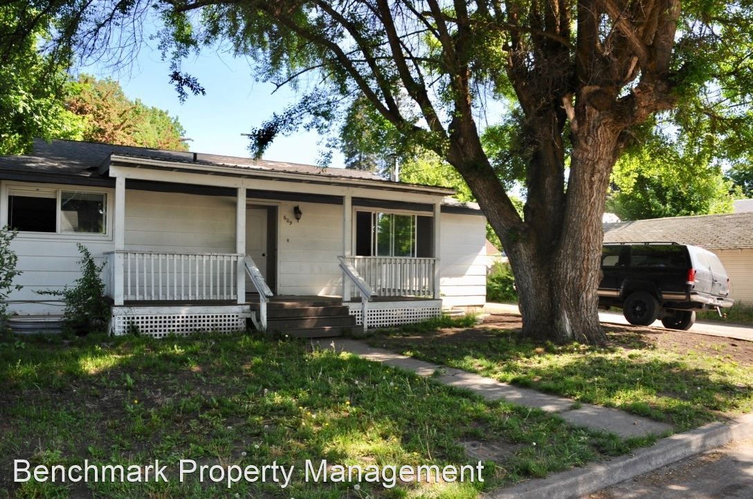 Primary Photo - 5 br, 2.5 bath House - 609 W. Linden Ave