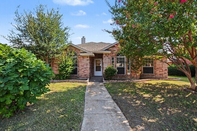 Foto del edificio - 1306 Woodmont Dr