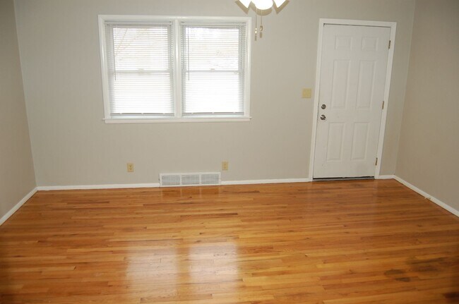 Building Photo - 4630 Starr St