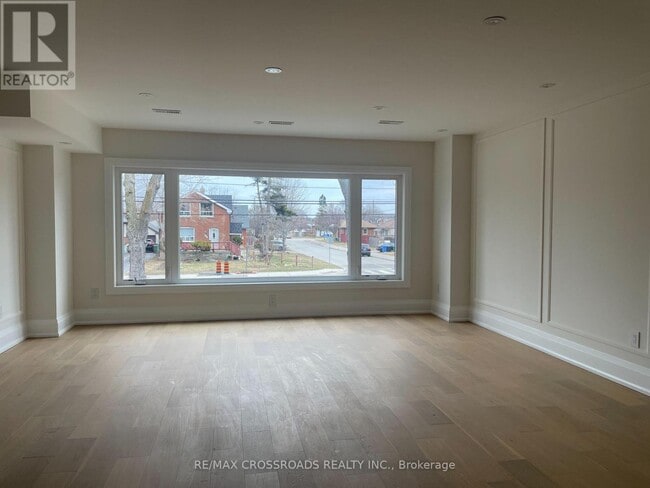 Building Photo - 790B Midland Ave