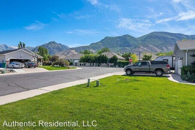 Building Photo - 6 br, 3 bath House - 4615 W Ferguson Way