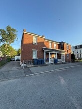 Building Photo - 12 Varney St