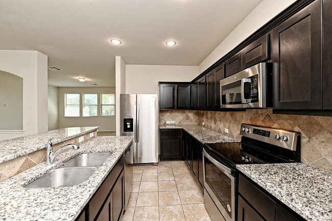 Foto del edificio - 20133 Navarre Terrace