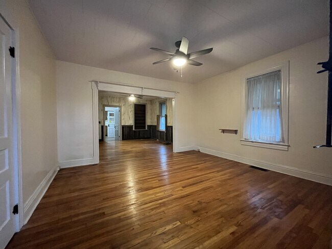 Foto del edificio - 314 Main St