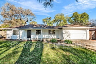 Building Photo - 1718 Mary Dr