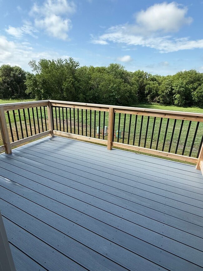 Foto del edificio - 7013 Claystone Dr