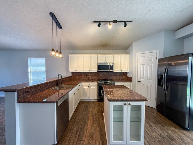 Foto del edificio - 4118 Spinnaker Pl