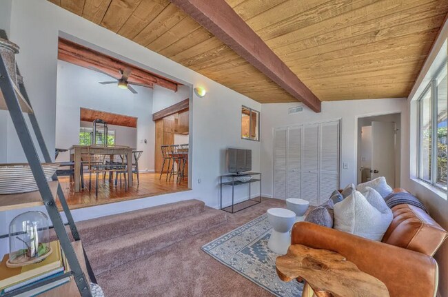 Building Photo - 1165 Bella Vista Ct