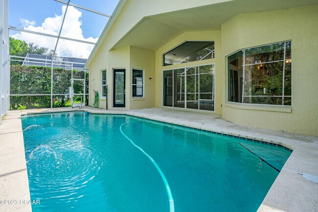 Building Photo - 1206 Siesta Key Cir