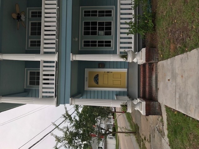 Foto del edificio - 900 E Park Ave