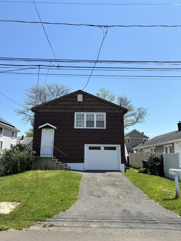 Primary Photo - 45 Elaine Rd