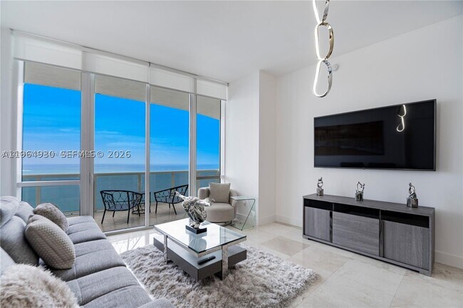 Foto del edificio - 16001 Collins Ave