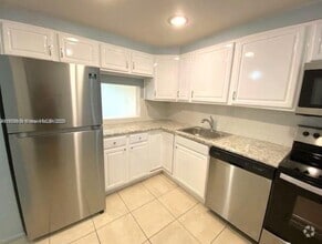 Building Photo - 7831 N Colony Cir