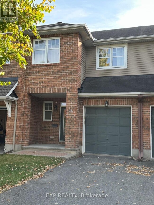 Building Photo - 94 Selhurst Ave