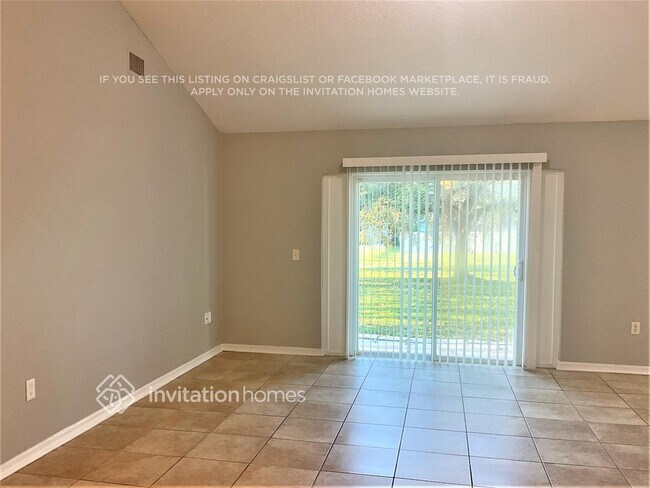 Foto del edificio - 13518 Biscayne Dr