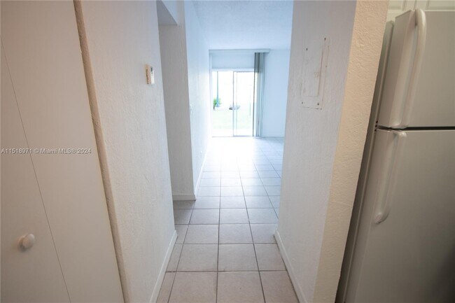 Foto del edificio - 801 NW 47th Ave
