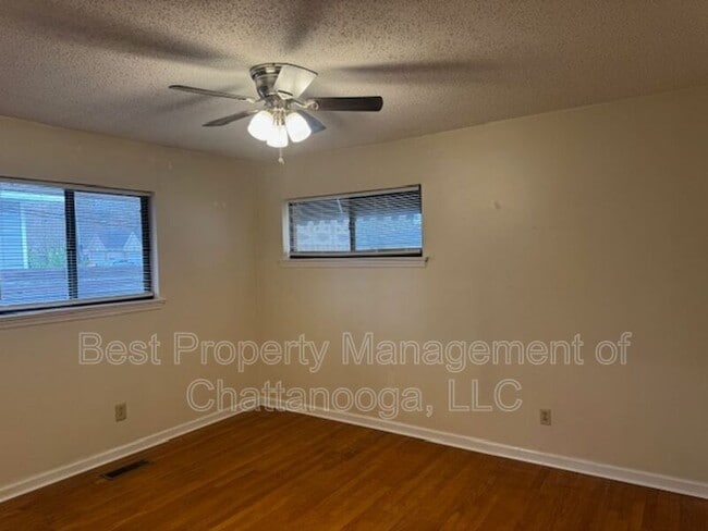 Foto del edificio - 2179 Duggan St