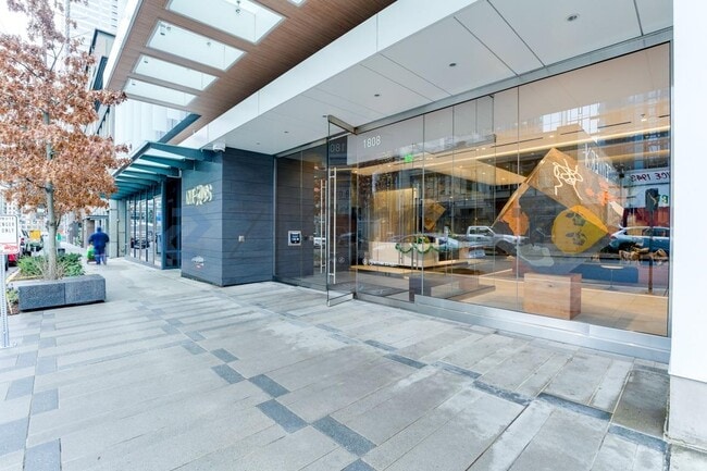 Foto del edificio - 1808 Minor Ave