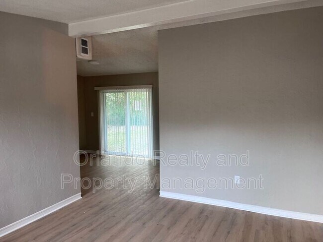 Building Photo - 5613 Elon Dr