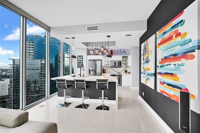 Foto del edificio - 2 br, 2 bath Condo - 888 Biscayne Blvd Apt...