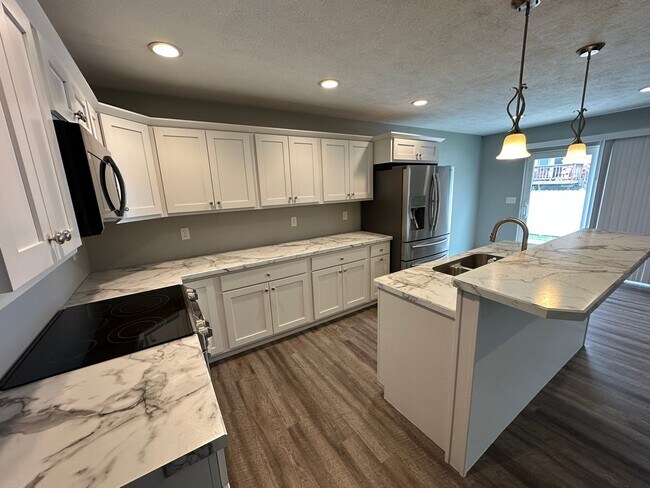 Building Photo - 3643 Le Mesa Way