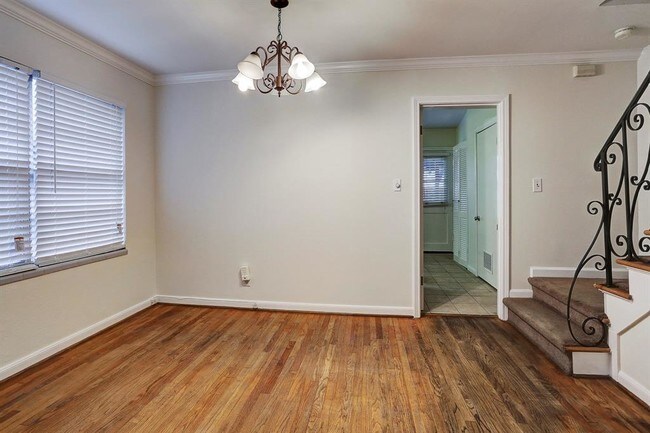 Foto del edificio - 2105 Sheridan St