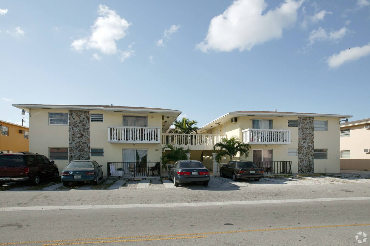 Building Photo - 80 W 23rd St