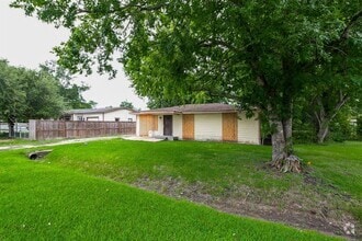 Building Photo - 3522 Stonham St