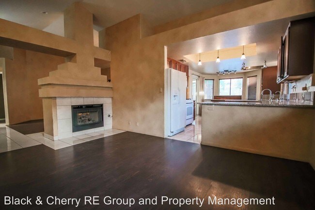 Building Photo - 3 br, 2 bath House - 5725 Solimar Lane
