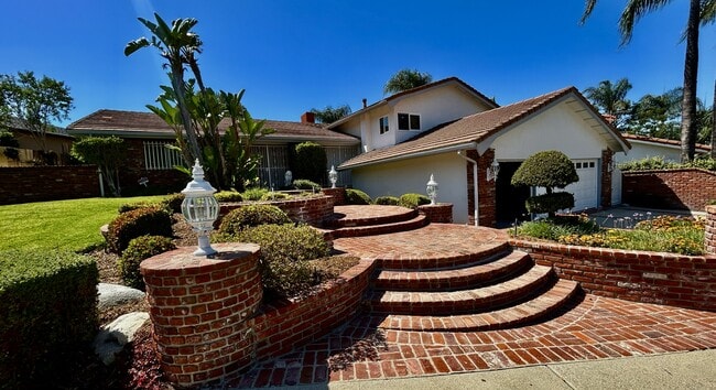 Building Photo - 22525 Flamingo St