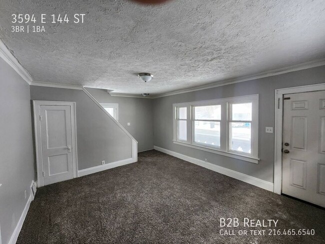 Building Photo - 3594 E 144th St