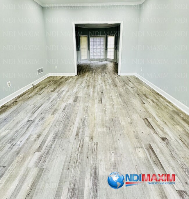 Building Photo - Beautiful home in the PARKVIEW cluster in ...