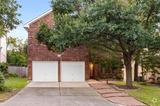 Building Photo - 5909 Mesa Verde Cir