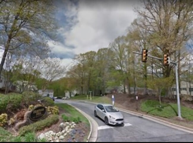 Foto del edificio - 1650 Heritage Hill Dr