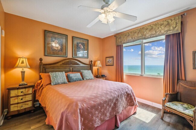 Foto del edificio - 998 Gulfside Ct