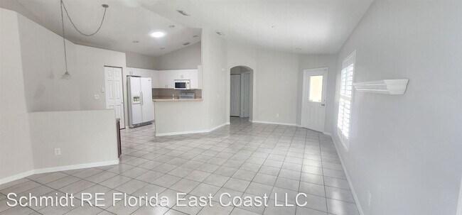 Building Photo - 2 br, 2 bath House - 451 10th Place