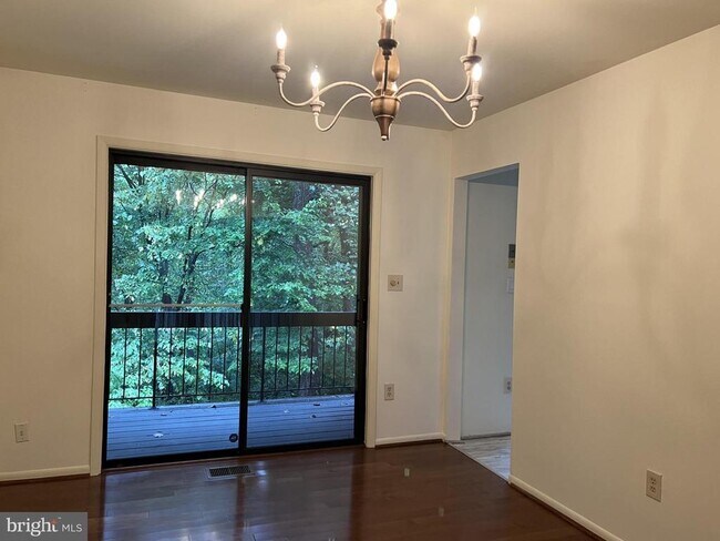 Foto del edificio - 8729 Sheridan Farms Ct