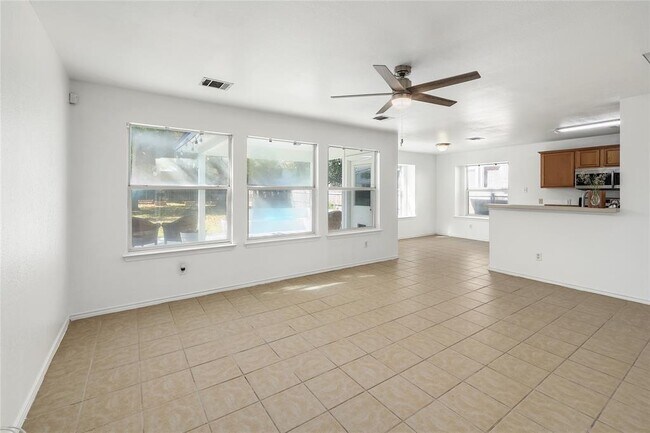 Foto del edificio - 11414 Eddie Egan Ln