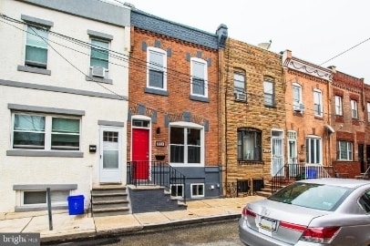 Foto principal - 1853 Daly St
