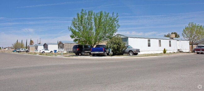 Foto del edificio - Aaker Trailer Park