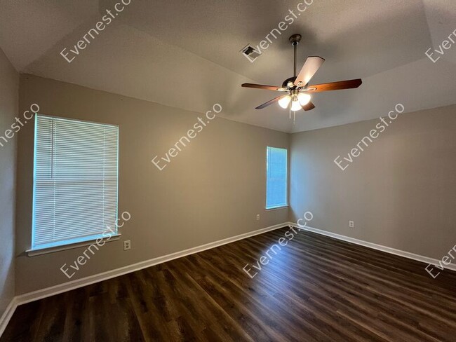 Foto del edificio - 285 Gaslight Cove