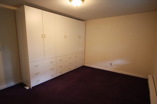 Foto del edificio - 1878 Wilson Ave