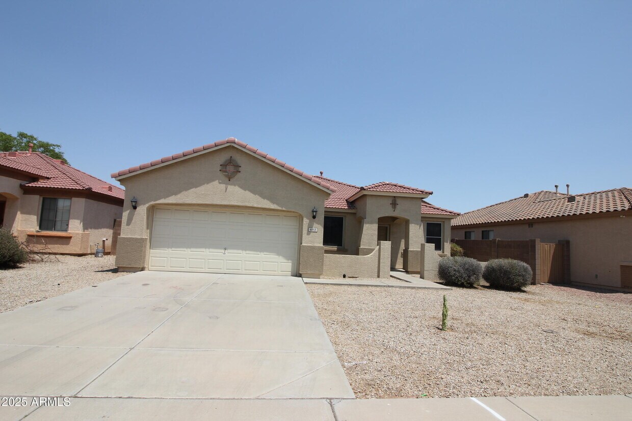 Foto principal - 4815 N 95th Ln