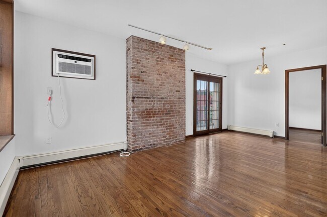 Foto del edificio - 1103 Washington St