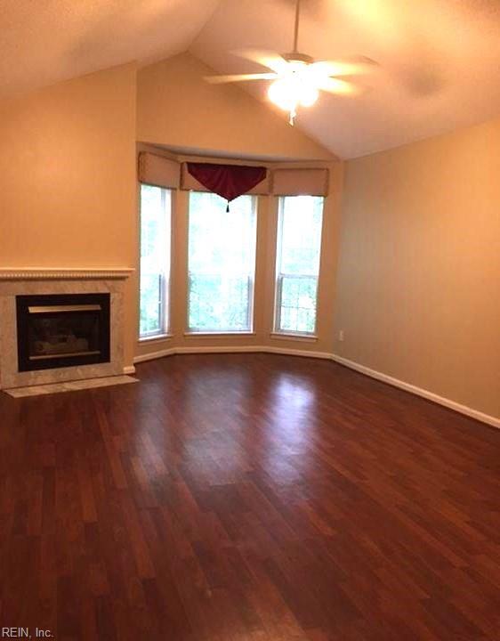 Foto principal - 921 Whistling Swan Dr