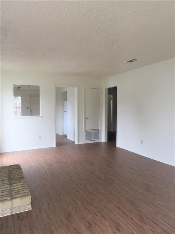 Building Photo - 6910 Millrace Dr