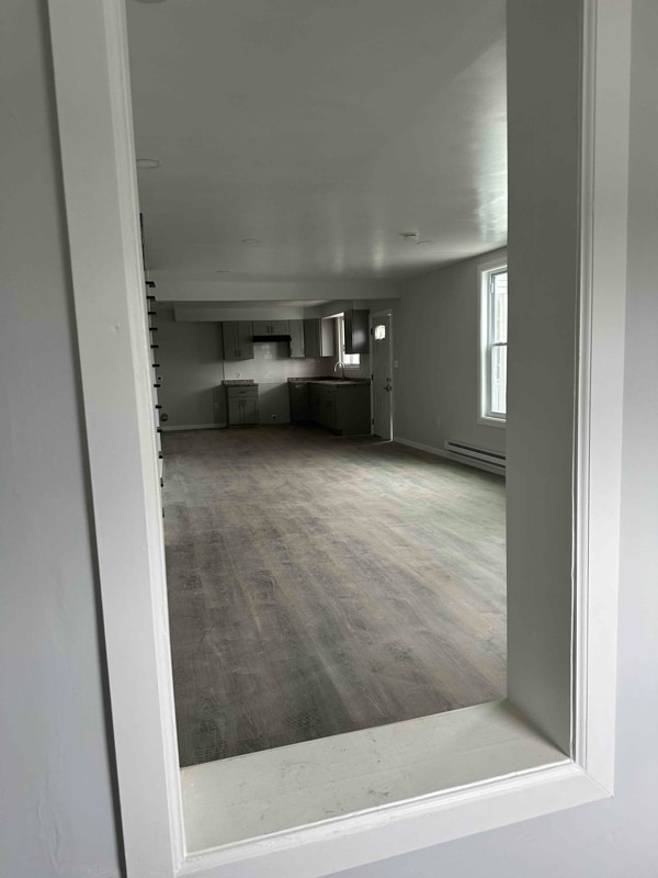 Building Photo - 535 W State St