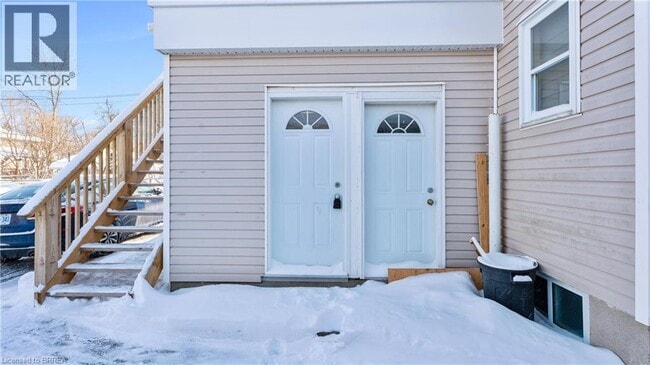 Photo du bâtiment - 356 Wellington St