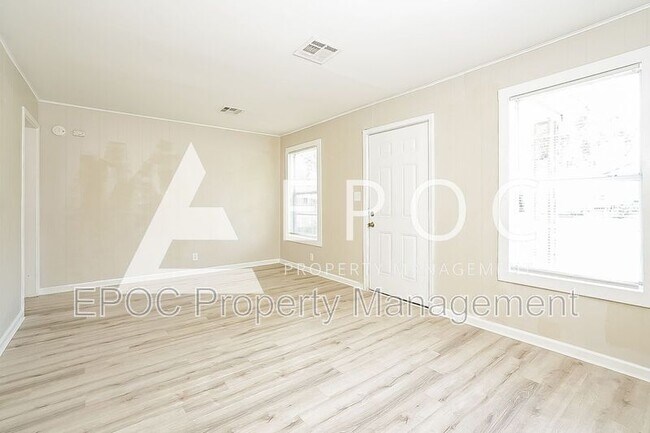 Foto del edificio - 5331 W 2nd St